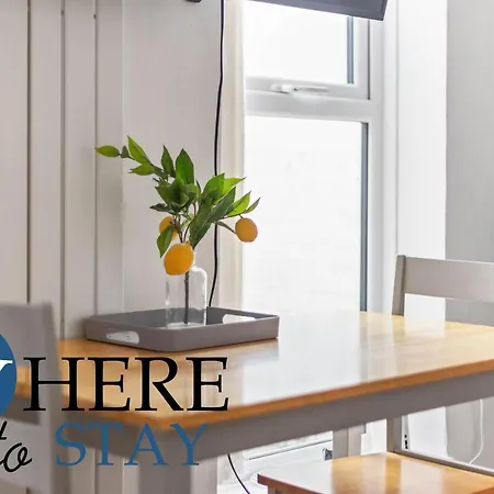 Apartamento Entire Modern House Center *