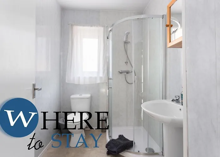 Entire Modern House Center * Barrow-in-Furness