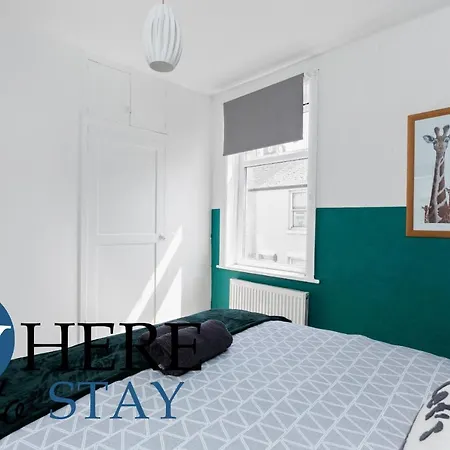 Entire Modern House Center Lejlighed *