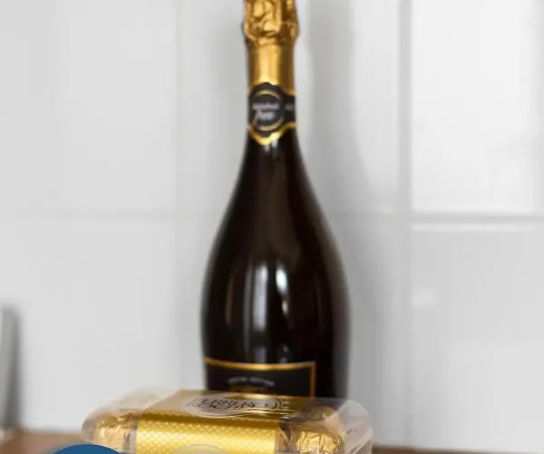 Διαμέρισμα Entire Modern House Center