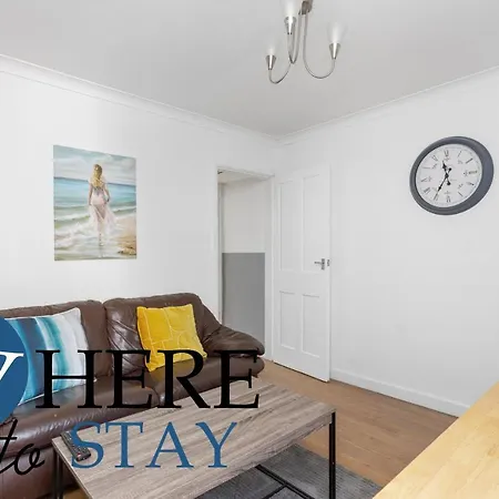 Entire Modern House Center Barrow-in-Furness